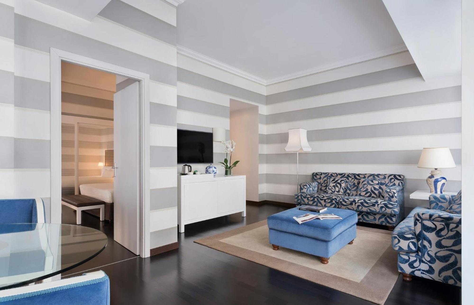 Signature Suite